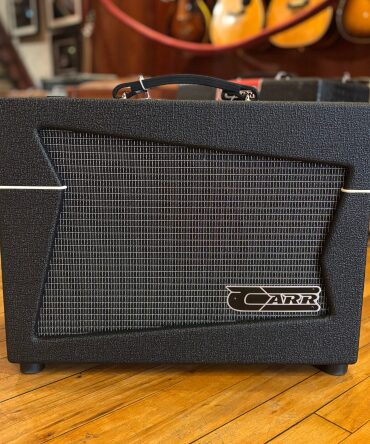 Carr Skylark Special 1x12", Black