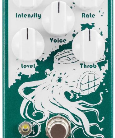 Earthquaker Devices The Depths Analog Optical Vibrato