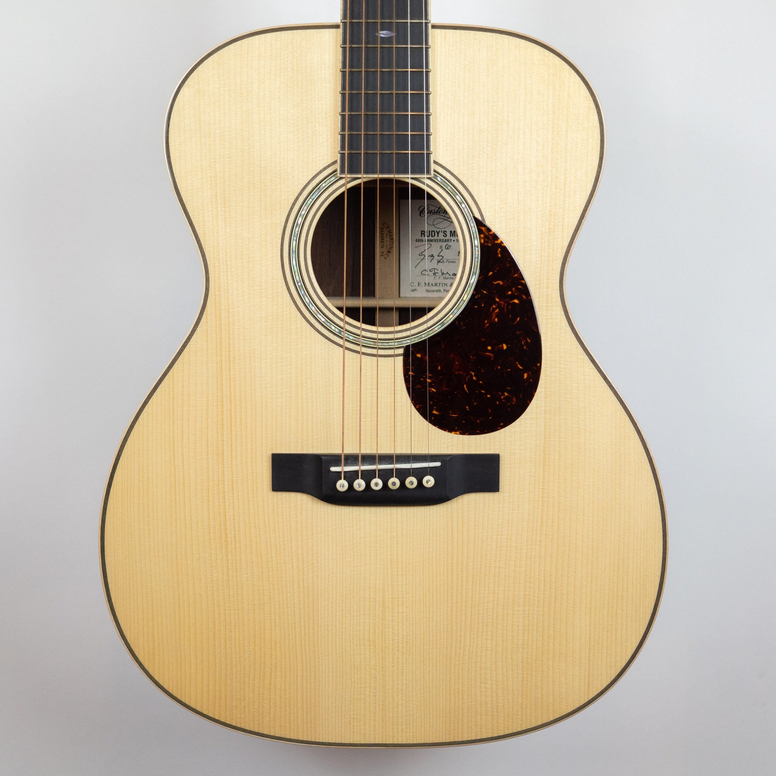 Martin 2018 Rudy's 40th Anniversary OM Cocobolo #6 (signed by Rudy and Chris Martin) - Image 2