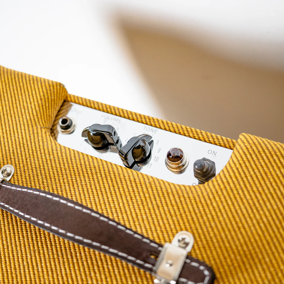 Fender Pro Junior IV LTD - Image 3